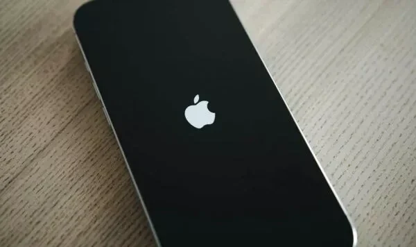 Ціни на iPhone 18 в Україні: новинка Apple за вартість вживаного авто